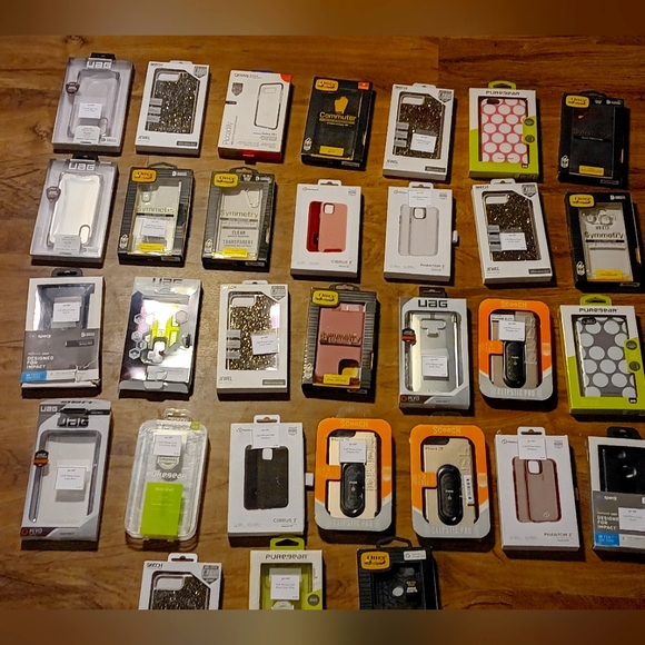 Cell phone cases - Picture 1 of 1